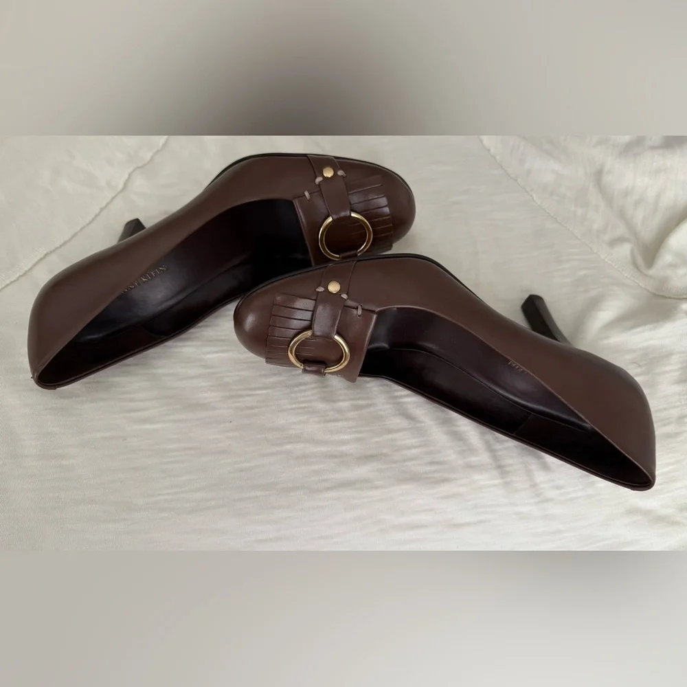 ANNE KLEIN WOMEN’S BROWN LEATHER PUMPS WITH GOLD BUCKLE SIZE 8.5 BRAND NEW - Picture 4 of 11